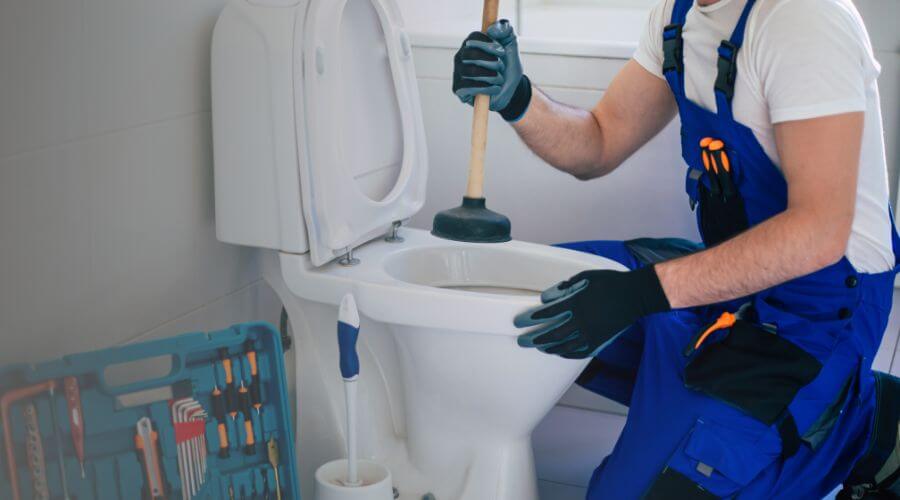 Professional expert plumbing services in Goodland, FL